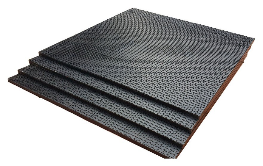 Килимок гумовий 500 х 500 х 7 під штангу чи гантелі RNS_BC_007