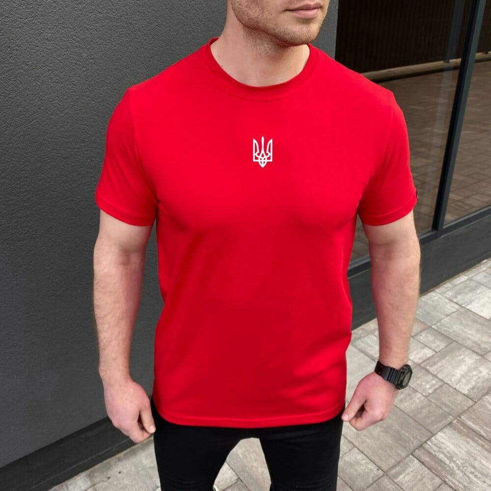 Футболка чоловіча однотонна червона Pobedov Peremoga - наклейка Герб 4см біла POB_00000007397