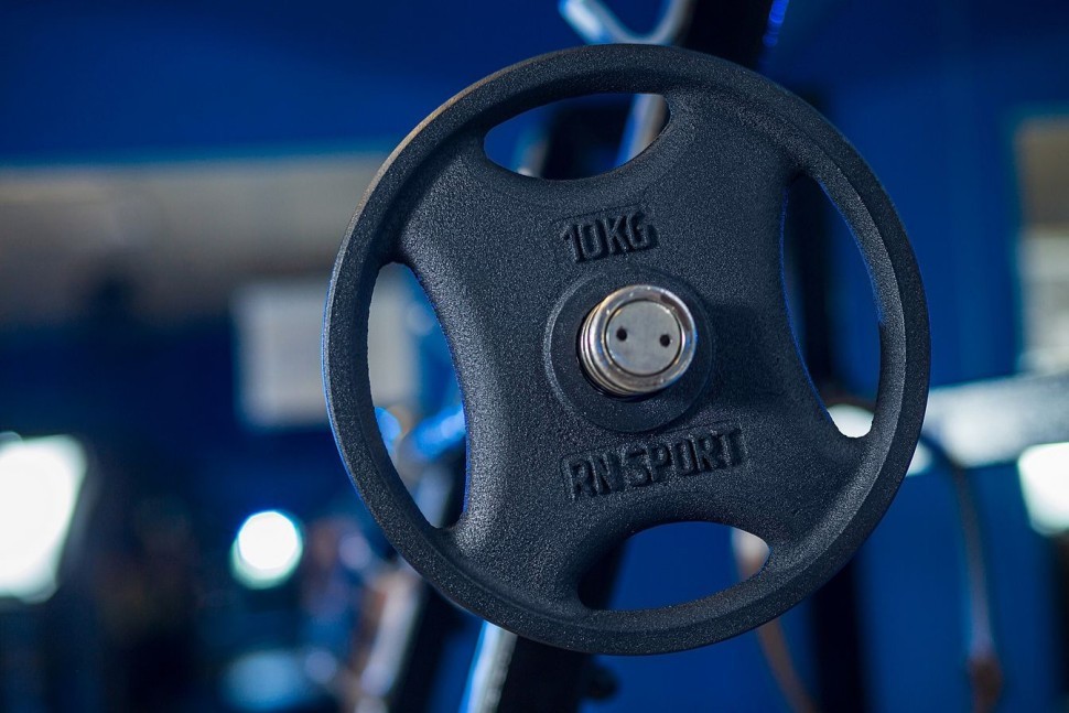 Блин RN-Sport 10 кг Ø51 мм для штанги с Quatro хватом. Черный RNS_RN_quatro 10-51