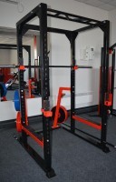 Силова рама з турніками