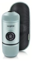 Портативна еспресо-кавоварка Wacaco Nanopresso блакитна з чохлом, механічна, для меленої кави