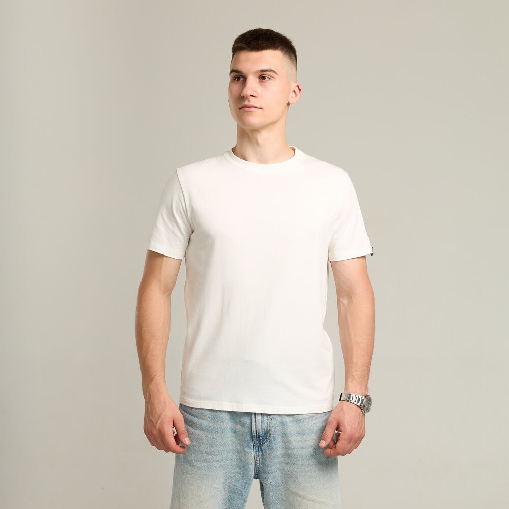 Чоловіча футболка молочна Pobedov Peremoga POB_00000003068