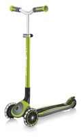 Самокат GLOBBER серии MASTER LIGHTS зеленый, колеса с подсветкой, 50кг, 4+