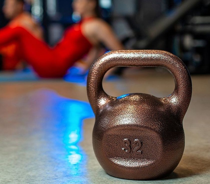 Гиря чавунна RN-SPORT 32 кг металева, колір бронза RNS_RN-32BRZ