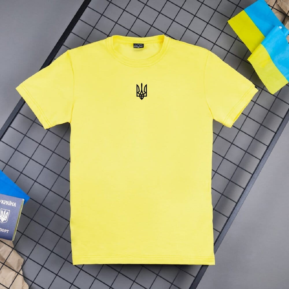 Футболка чоловіча однотонна жовта Pobedov Peremoga - наклейка Герб 4см чорна POB_00000007492