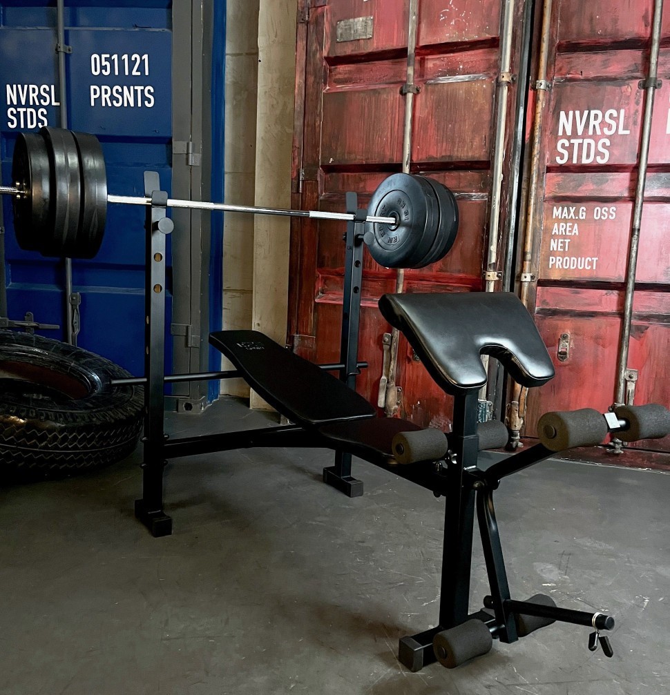 Скамейка для жима черная, универсальная RMB Black + штанга 75 кг. RNS_RMB-Black75